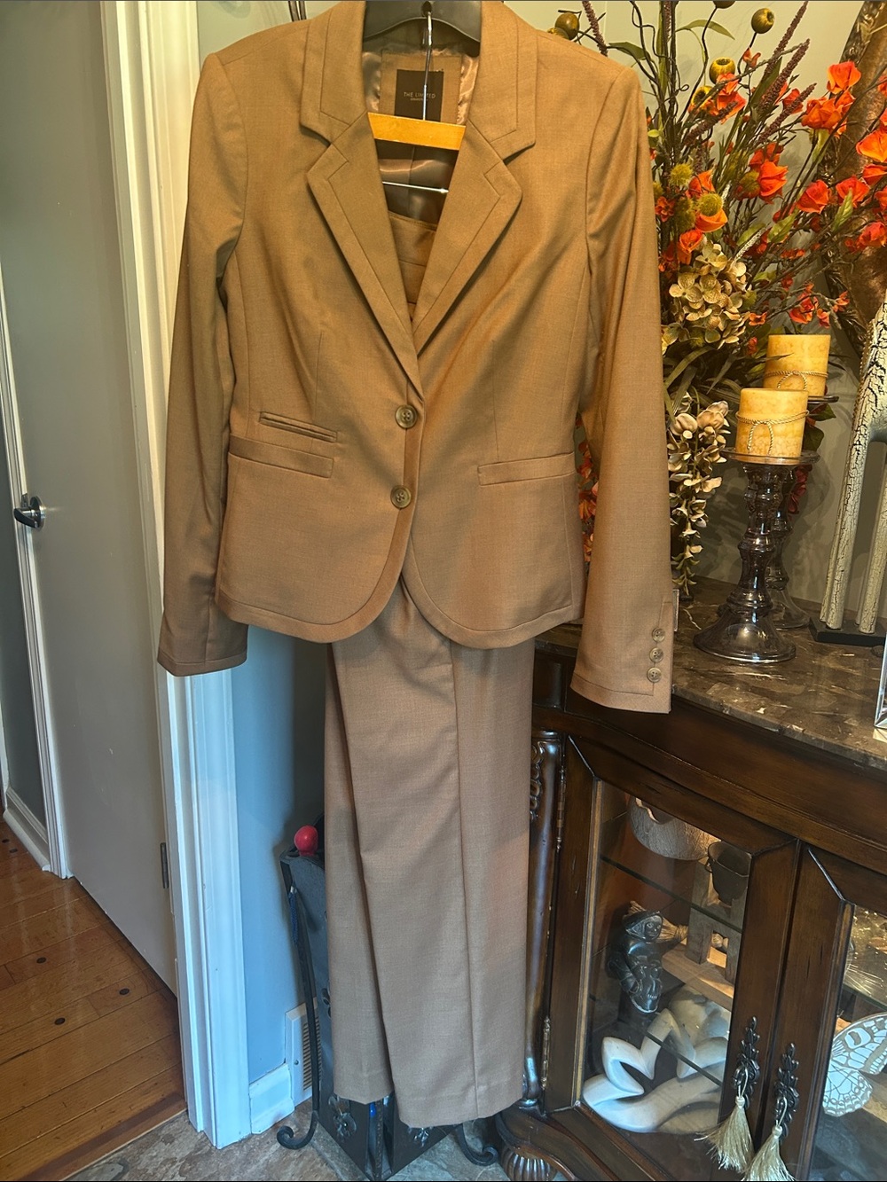 The Limited Tan Women's Blazer and Dress Pants Suit